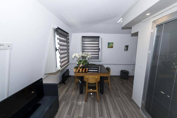 Bguest Hotel