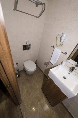 Bguest Hotel