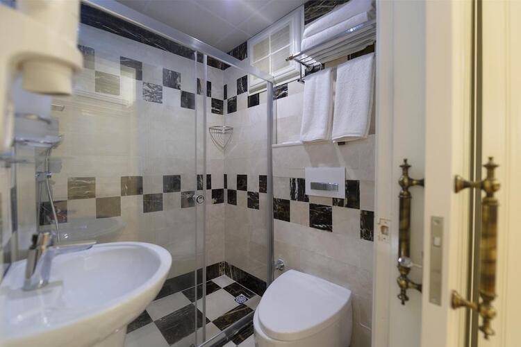 Castle Boutique Hotel