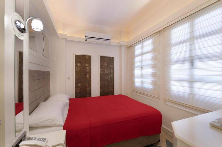 Castle Boutique Hotel