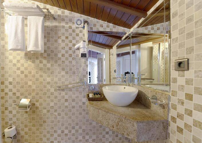 Castle Boutique Hotel