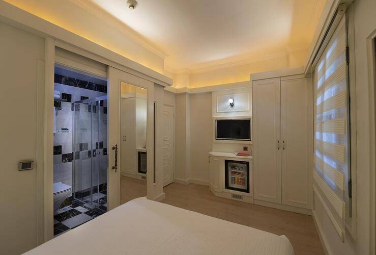 Castle Boutique Hotel