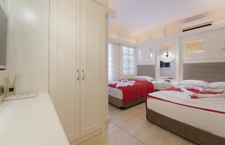 Castle Boutique Hotel