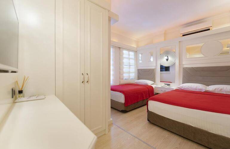Castle Boutique Hotel