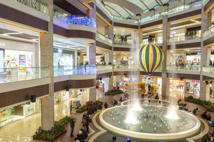 Cloud 7 Hotel