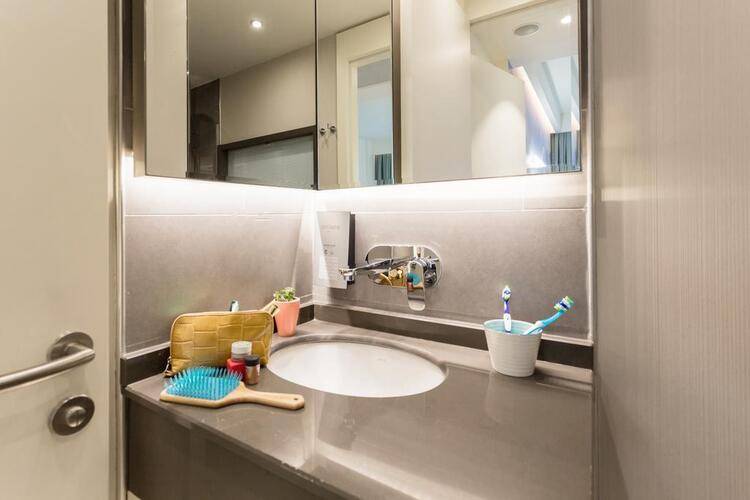 Cloud 7 Hotel