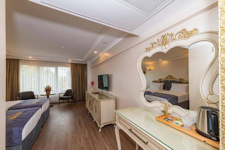 Czn Burak Hotel