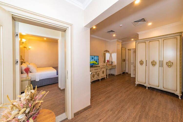 Czn Burak Hotel