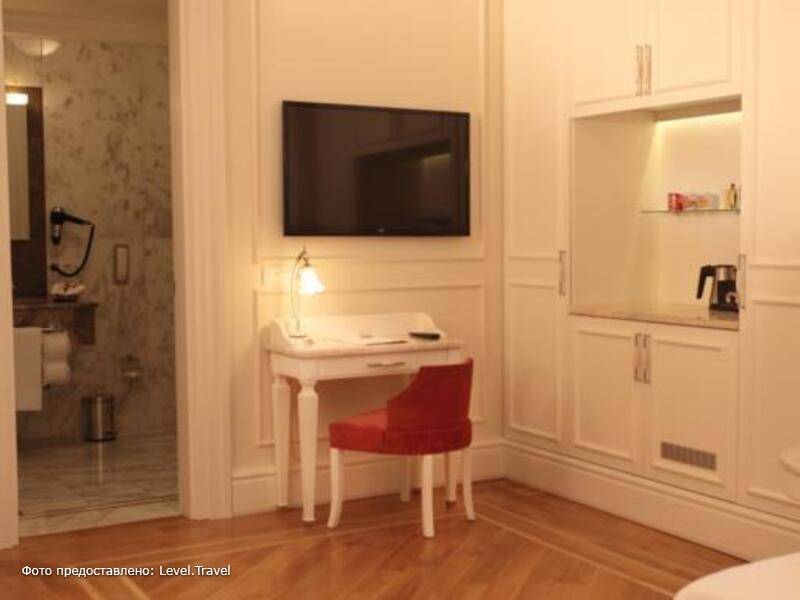 Фотография Corinne Hotel
