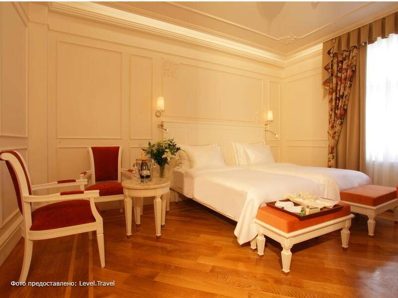 Фотография Corinne Hotel