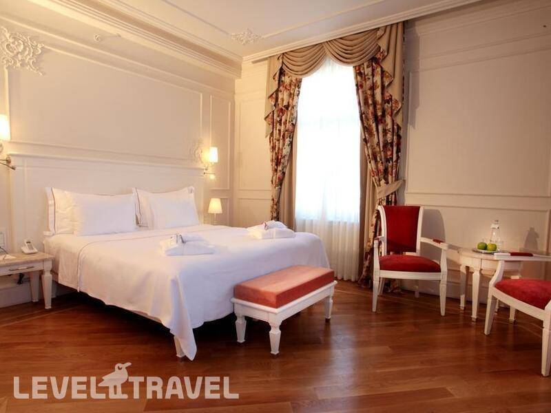 Фотография Corinne Hotel