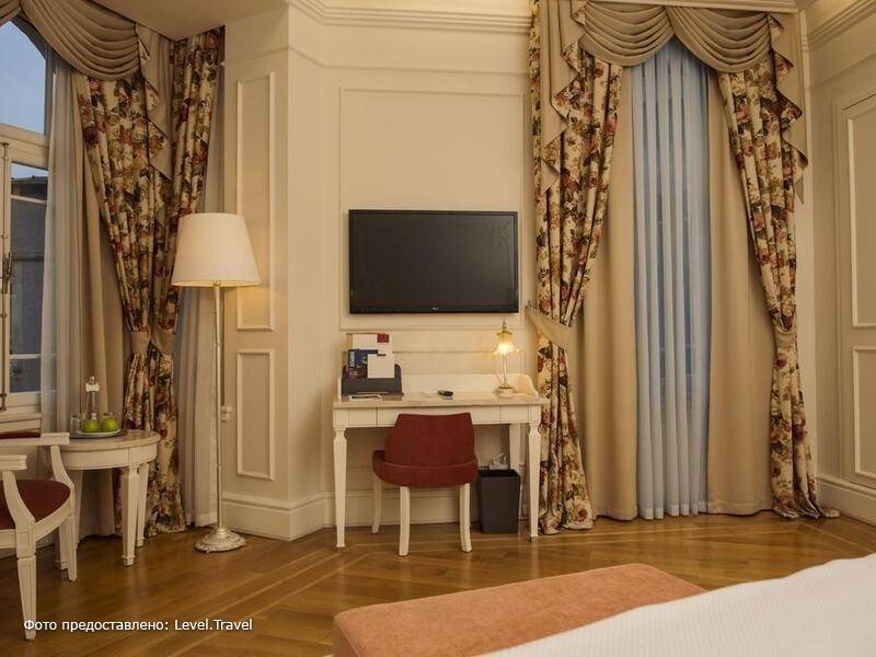 Фотография Corinne Hotel