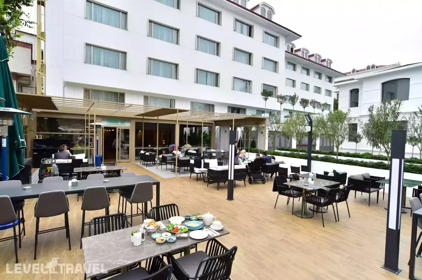 Vogue Istanbul Supreme