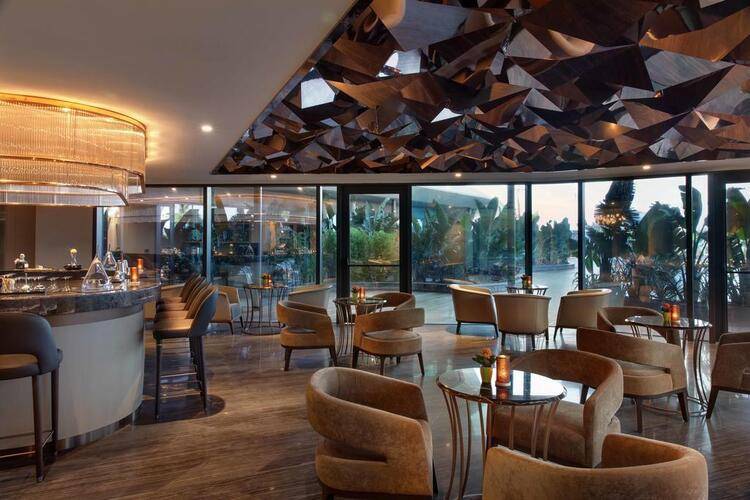 Reges A Luxury Collection Resort & Spa