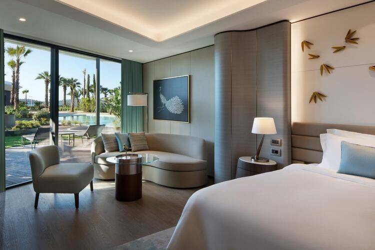 Reges A Luxury Collection Resort & Spa