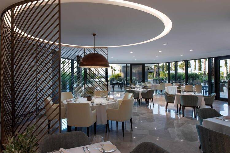 Reges A Luxury Collection Resort & Spa