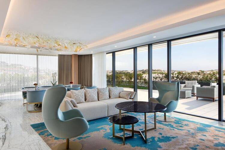 Reges A Luxury Collection Resort & Spa