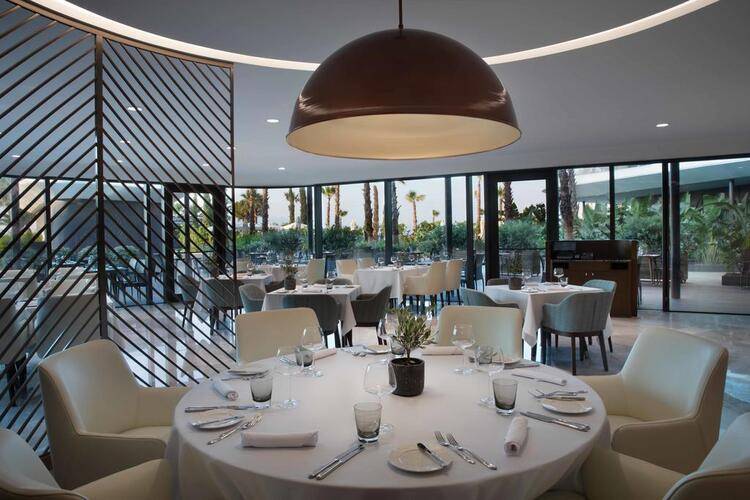 Reges A Luxury Collection Resort & Spa