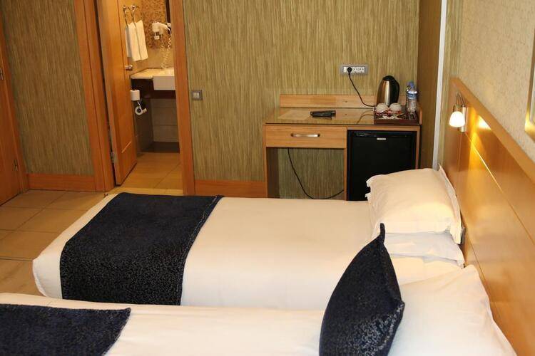 Emerald Hotel
