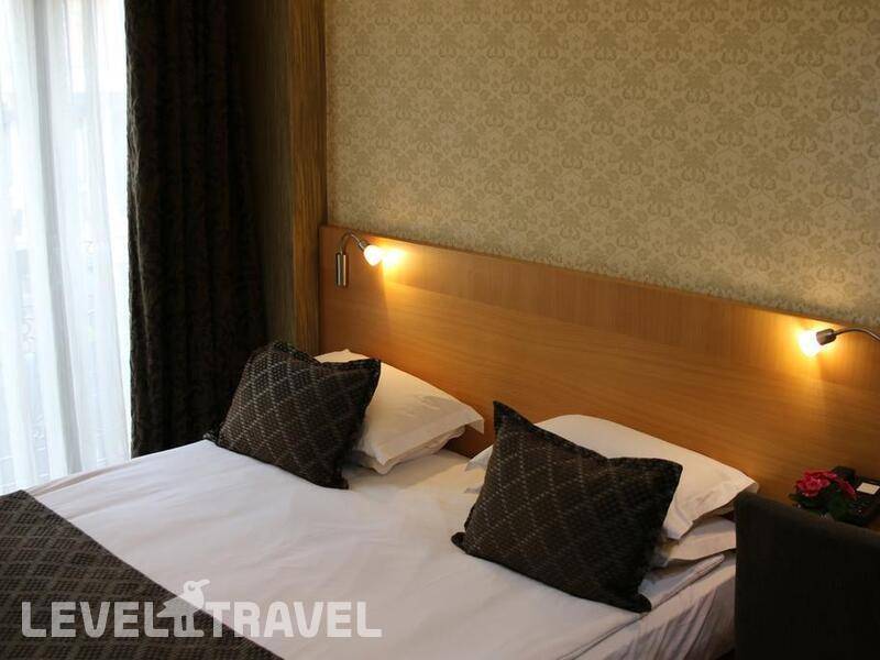 Фотография Emerald Hotel