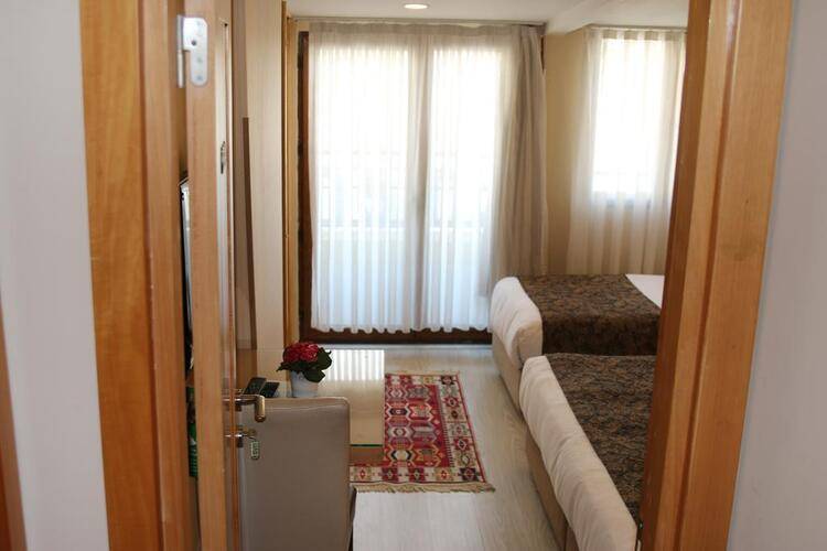 Emerald Hotel