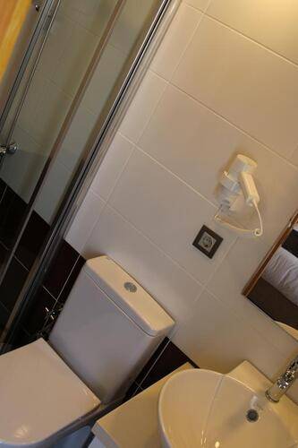 Emerald Hotel