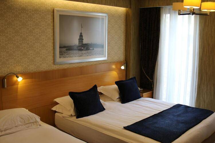Emerald Hotel