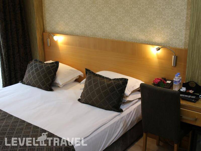 Фотография Emerald Hotel
