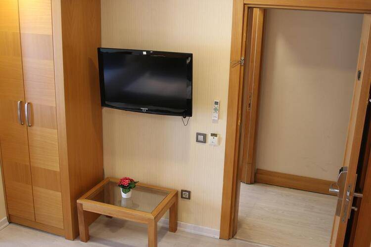 Emerald Hotel