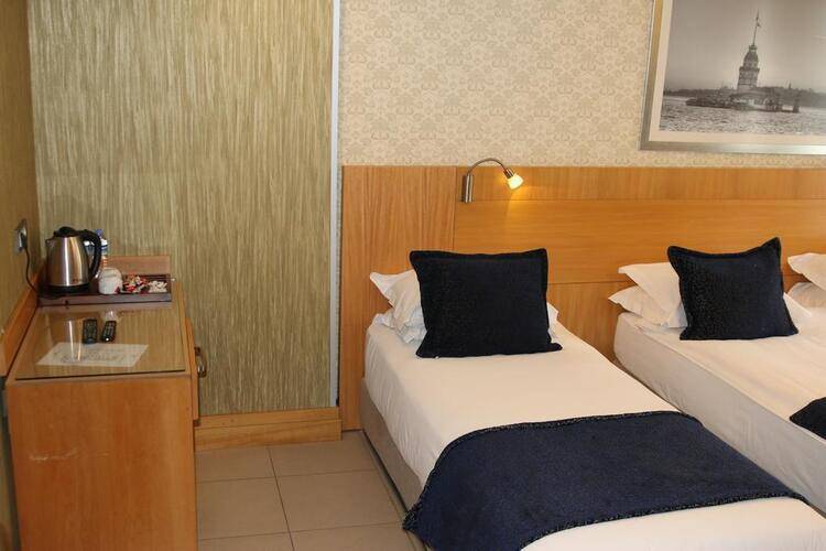 Emerald Hotel