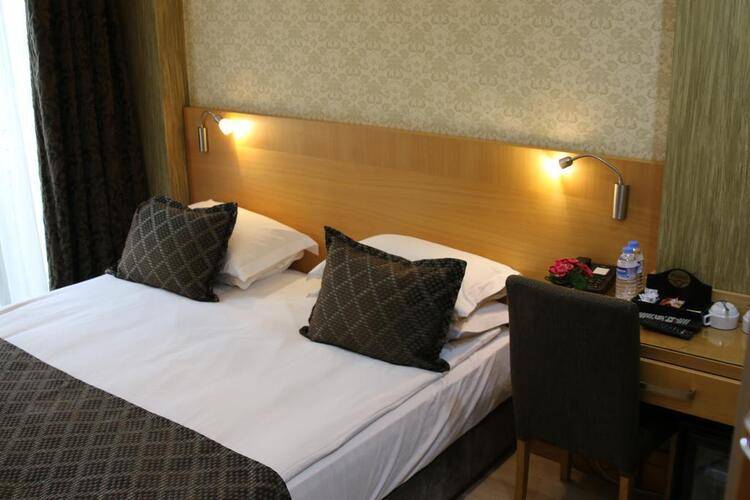 Emerald Hotel
