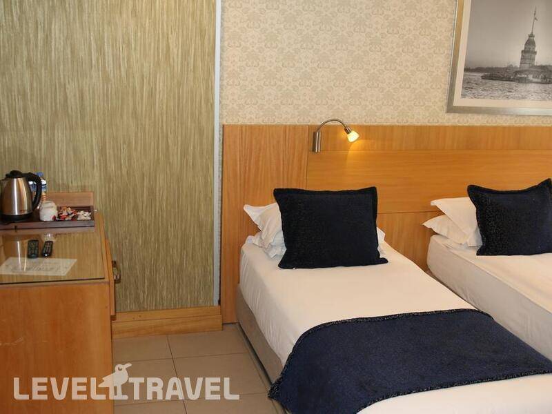 Фотография Emerald Hotel