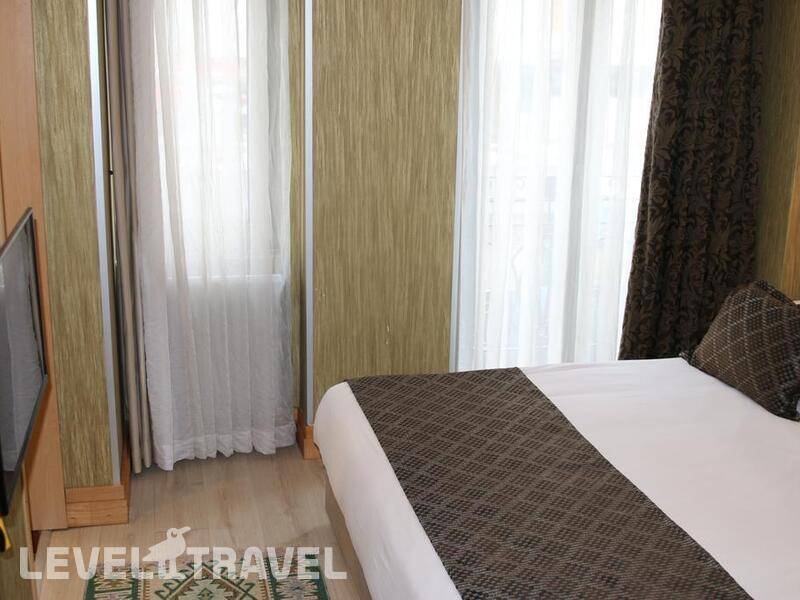 Фотография Emerald Hotel