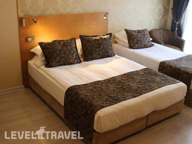 Фотография Emerald Hotel