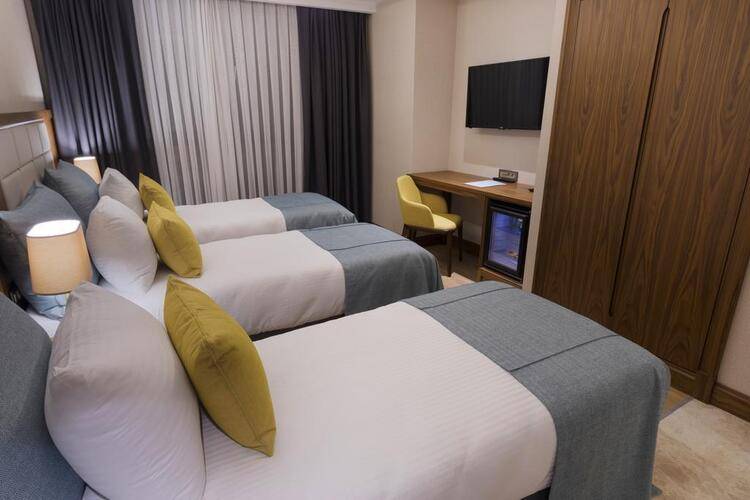 Endless Art Hotel