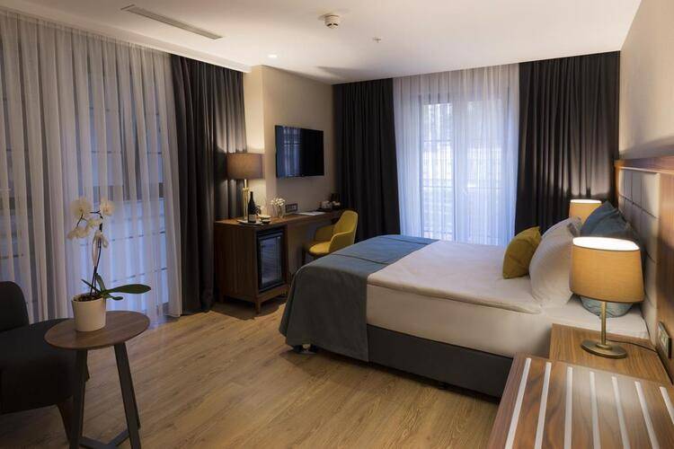 Endless Art Hotel