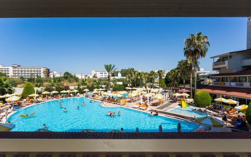 Febeach Hotel Side