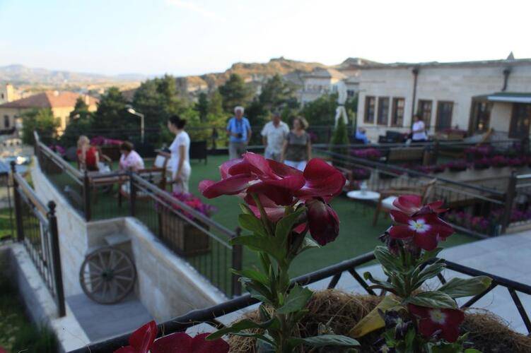 Fresco Cave Suites And Mansions