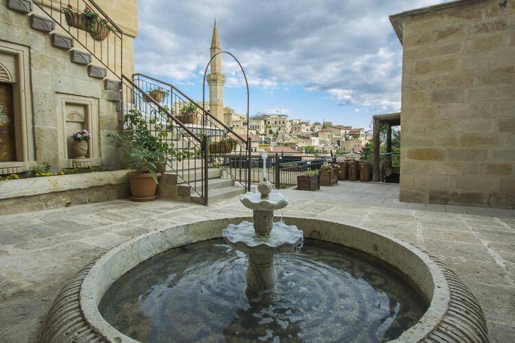 Fresco Cave Suites And Mansions