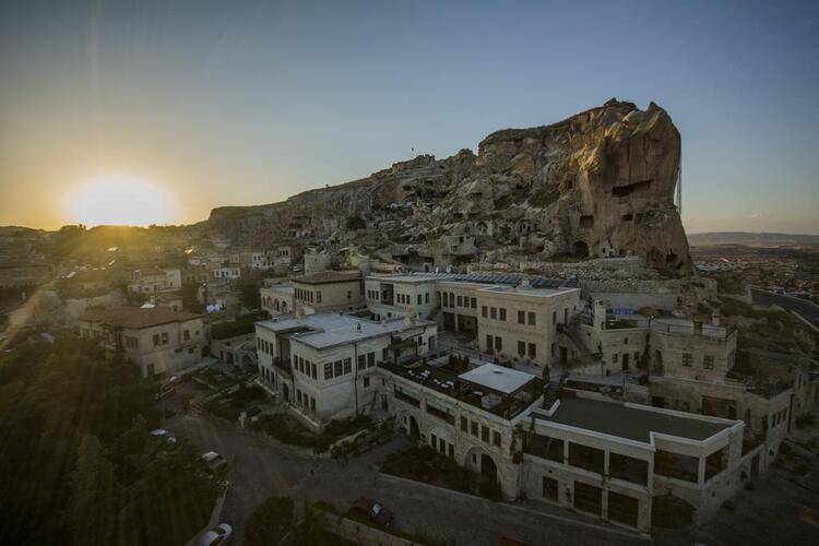 Fresco Cave Suites And Mansions