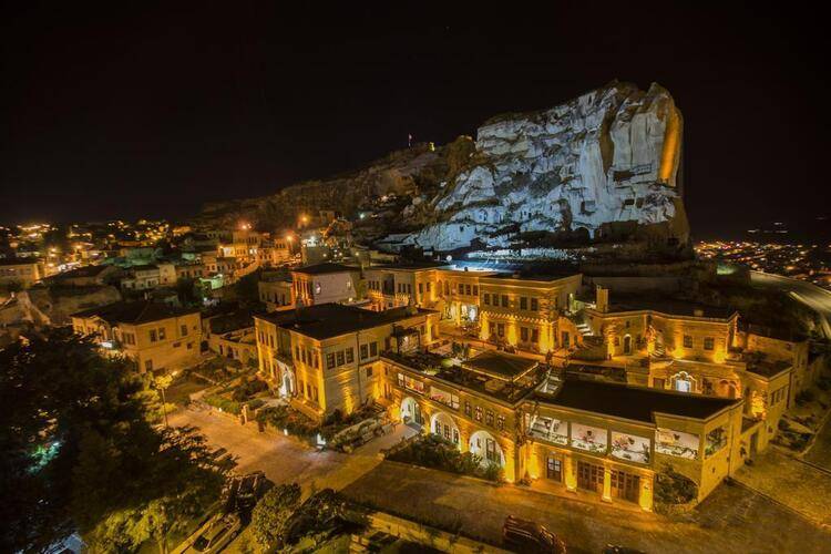 Fresco Cave Suites And Mansions