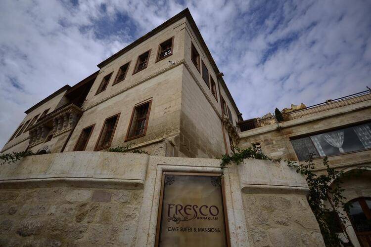 Fresco Cave Suites And Mansions