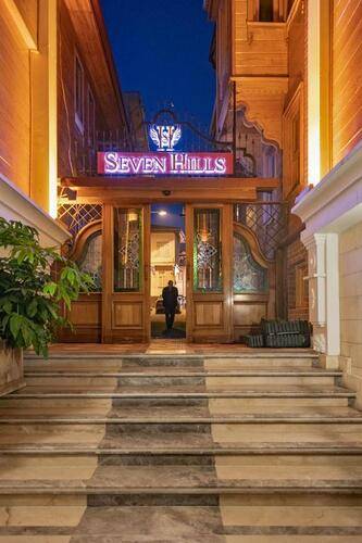 Seven Hills Palace & Spa