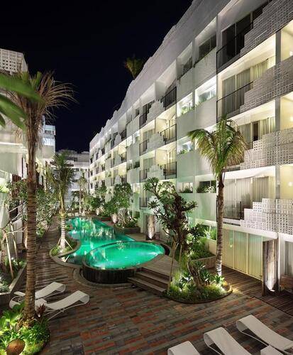 The Akmani Legian