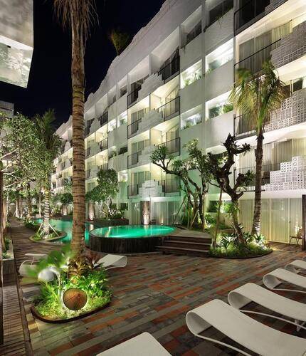 The Akmani Legian