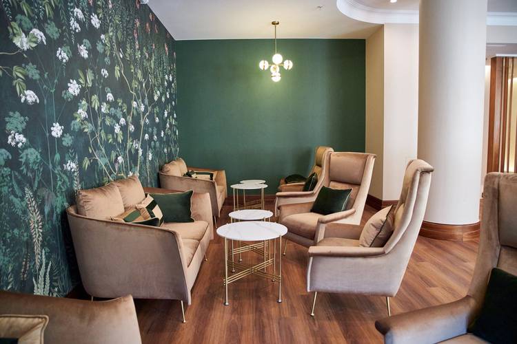 River Palace Hotel (Ex.Courtyard Marriott Vasilievsky Hotel)