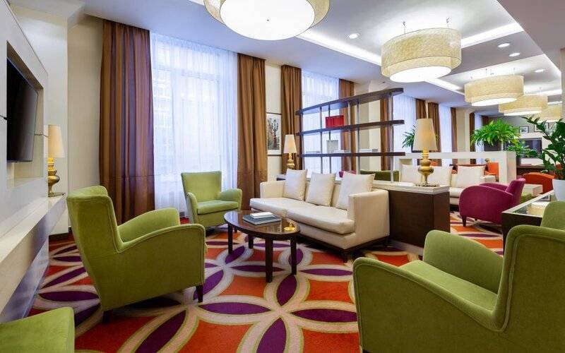 Cort Inn Hotel & Conference Center (Ex. Courtyard Marriott St.Petersburg Center Hotel)