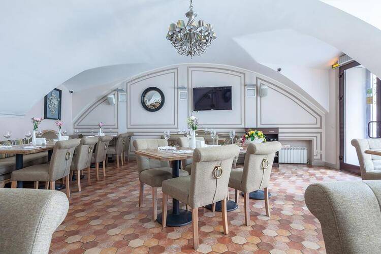 Гостиница Астон