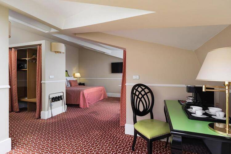 Demetra Art Hotel (Арт-Отель Деметра)
