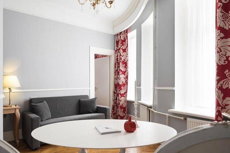 Demetra Art Hotel (Арт-Отель Деметра)